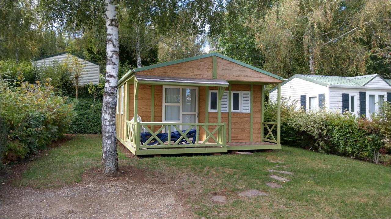 Отель Camping Le Caussanel Canet-de-Salars Экстерьер фото